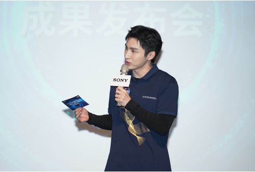 黃禮格和大學(xué)生交流公益、音樂和夢想