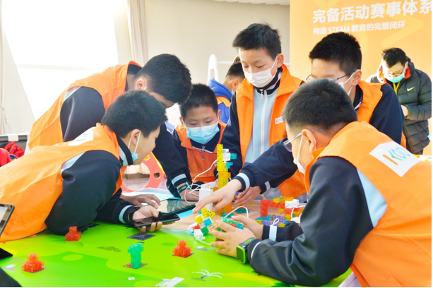 小選手重現(xiàn)比賽過程