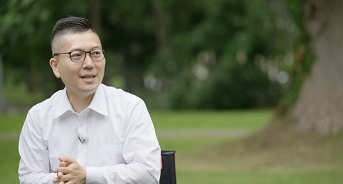 “共創(chuàng)”伙伴--北海道大學(xué)農(nóng)業(yè)學(xué)院、環(huán)境生物化學(xué)實(shí)驗(yàn)室內(nèi)田義崇副教授