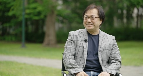 負(fù)責(zé)搭建“地球MIMAMORI平臺(tái)”的堀井昭洋，來(lái)自索尼集團(tuán)公司/研發(fā)中心東京第14實(shí)驗(yàn)室