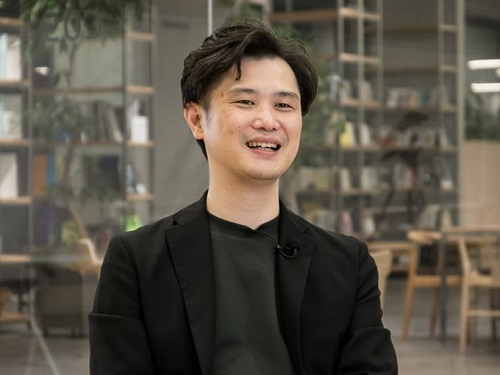 新林英二，索尼音樂解決方案公司（SMS）知識產(chǎn)權(quán)業(yè)務(wù)推進(jìn)部