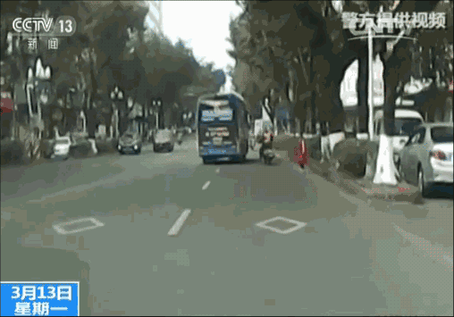 8歲女孩被親生父親和后母當