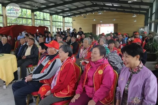 臺上展風采，臺下笑開懷